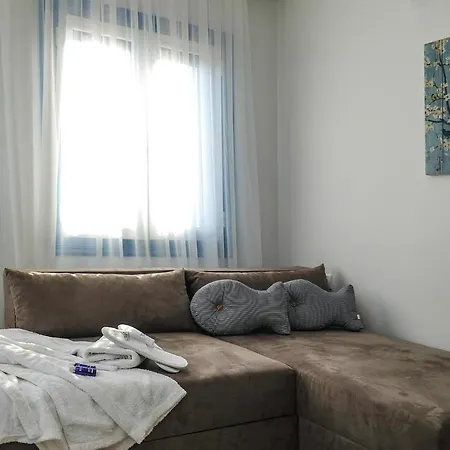 Appartement In Elia With A Shared Pool *